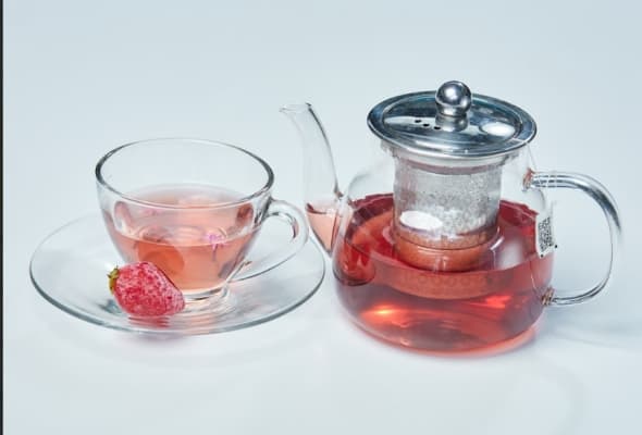 VANILLA & STRAWBERRY TEA